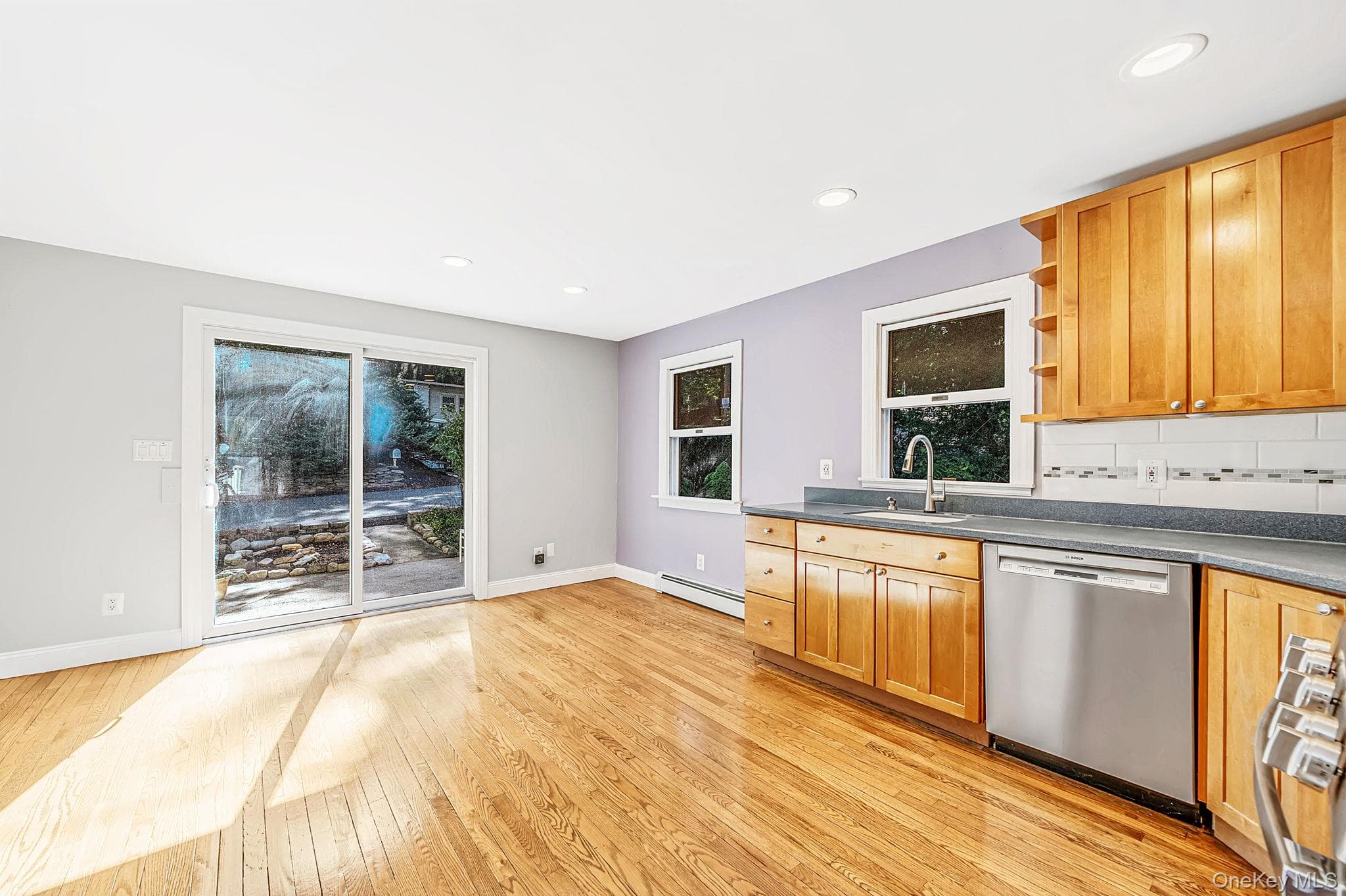 306 Liberty Avenue thumbnail 9