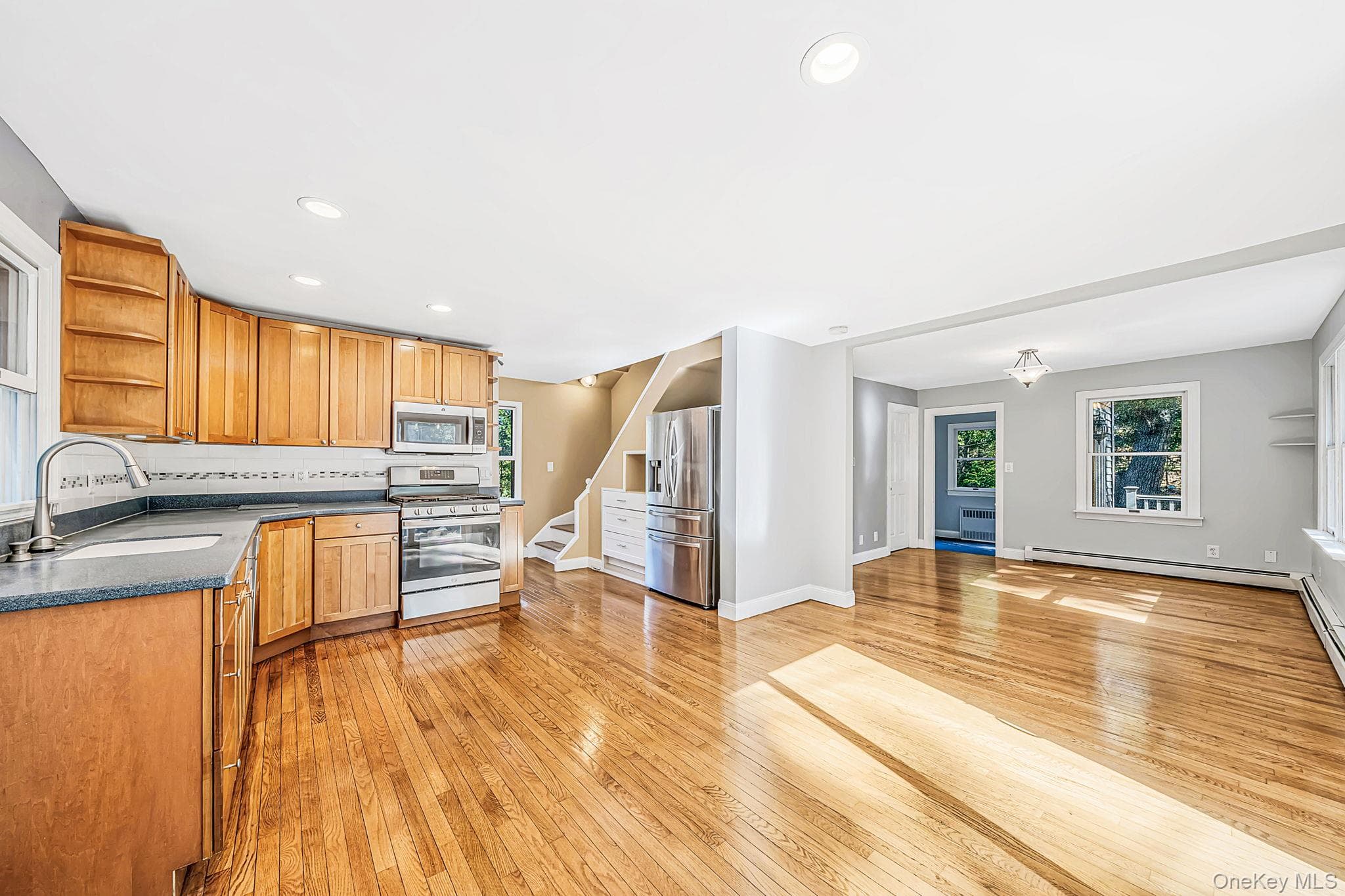 306 Liberty Avenue thumbnail 7