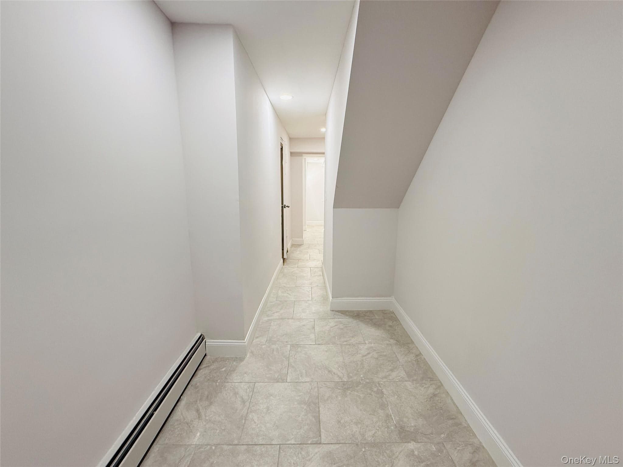 2887 Lamport Place thumbnail 30