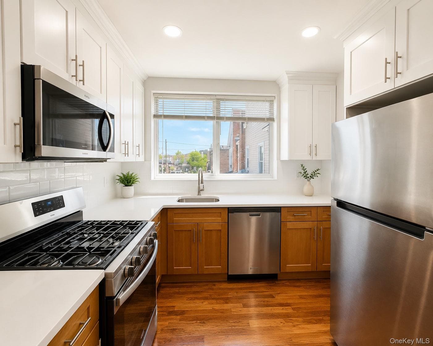2887 Lamport Place thumbnail 15