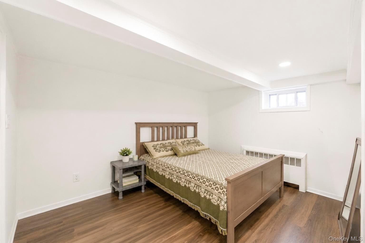 52 E Fenimore Street thumbnail 25