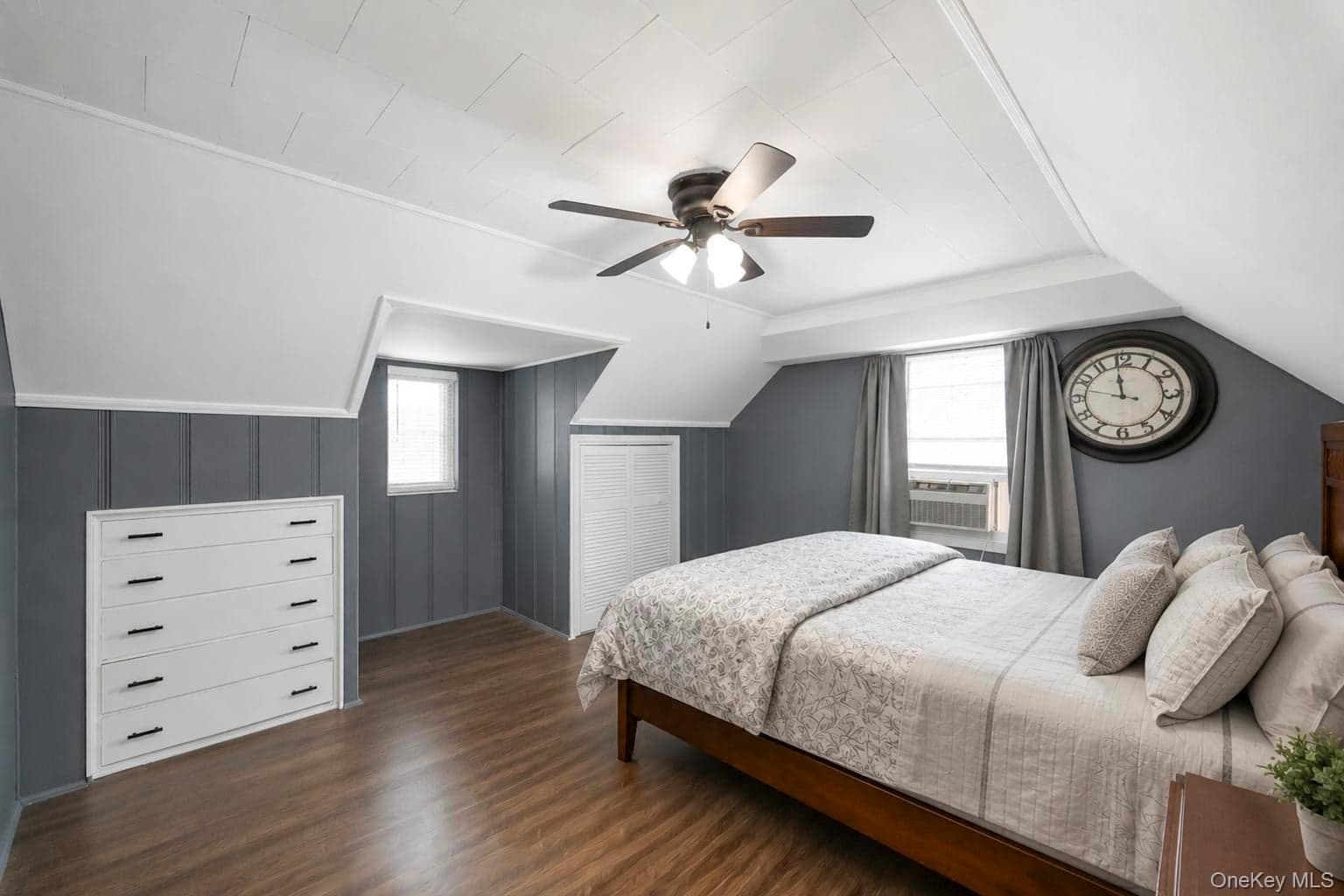 52 E Fenimore Street thumbnail 16