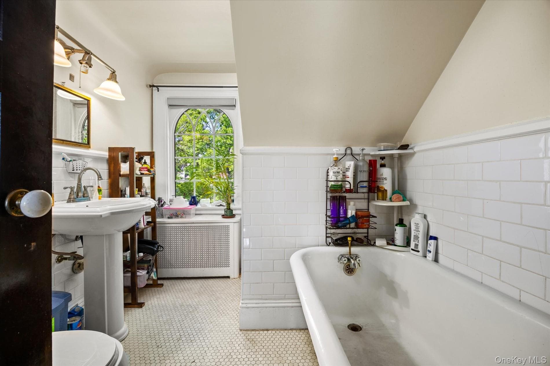 8273 Beverly Road thumbnail 37