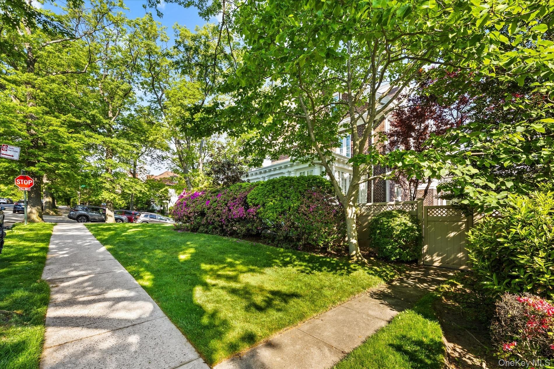 8273 Beverly Road thumbnail 3