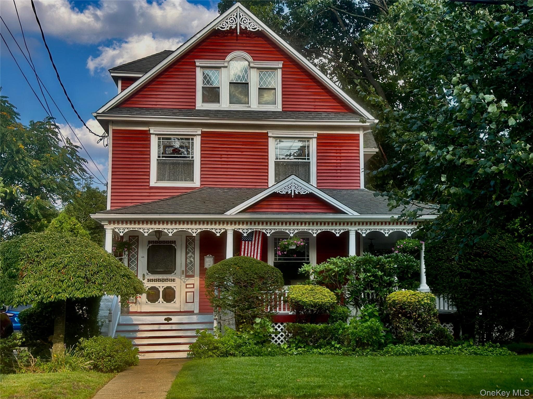 35 Lee Avenue photo 1