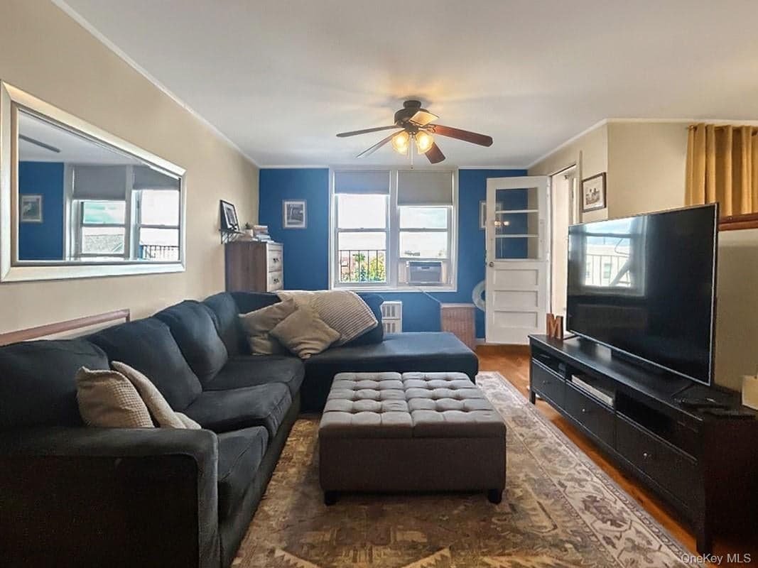 130 Beach 121st Street Unit: 3B thumbnail 2