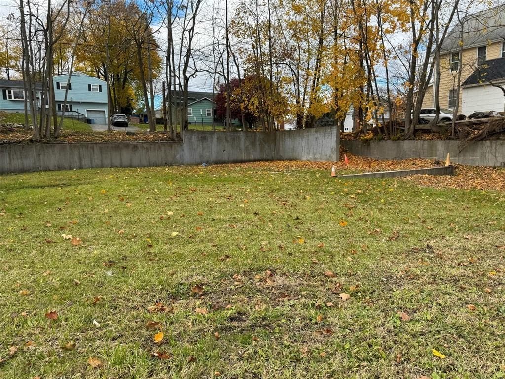 137 Lindsey Avenue thumbnail 7