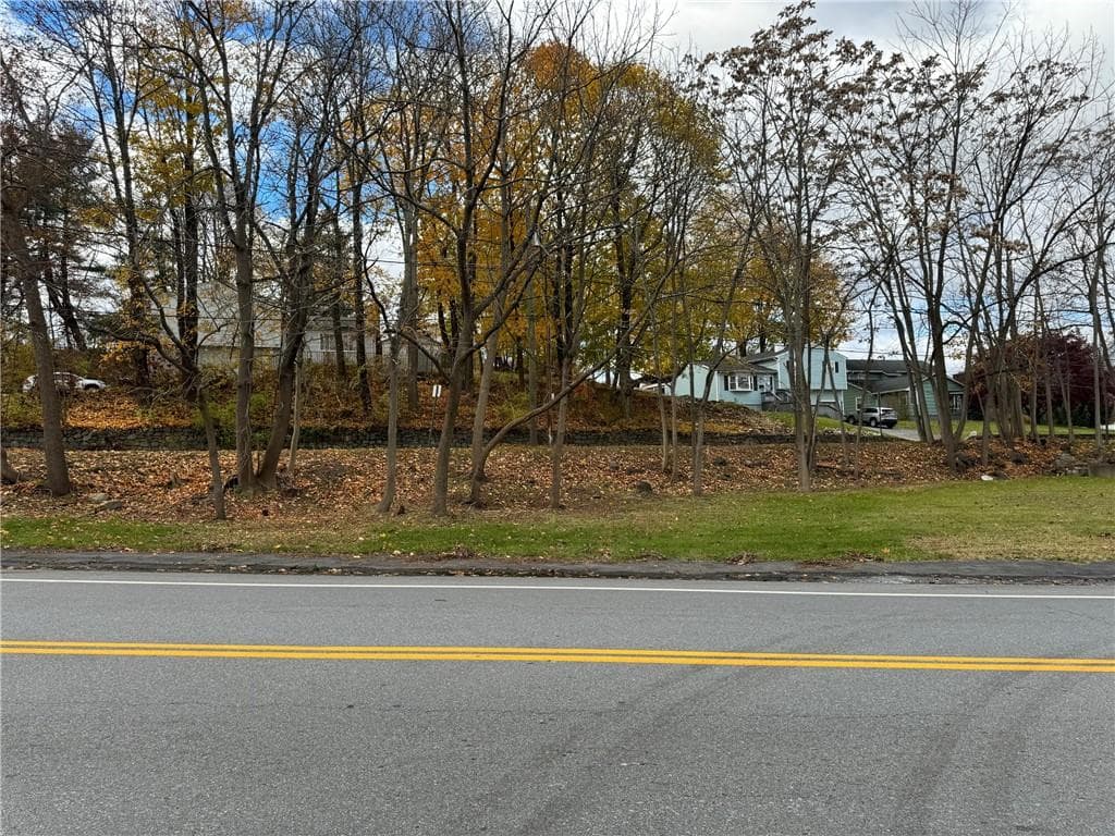 137 Lindsey Avenue thumbnail 8