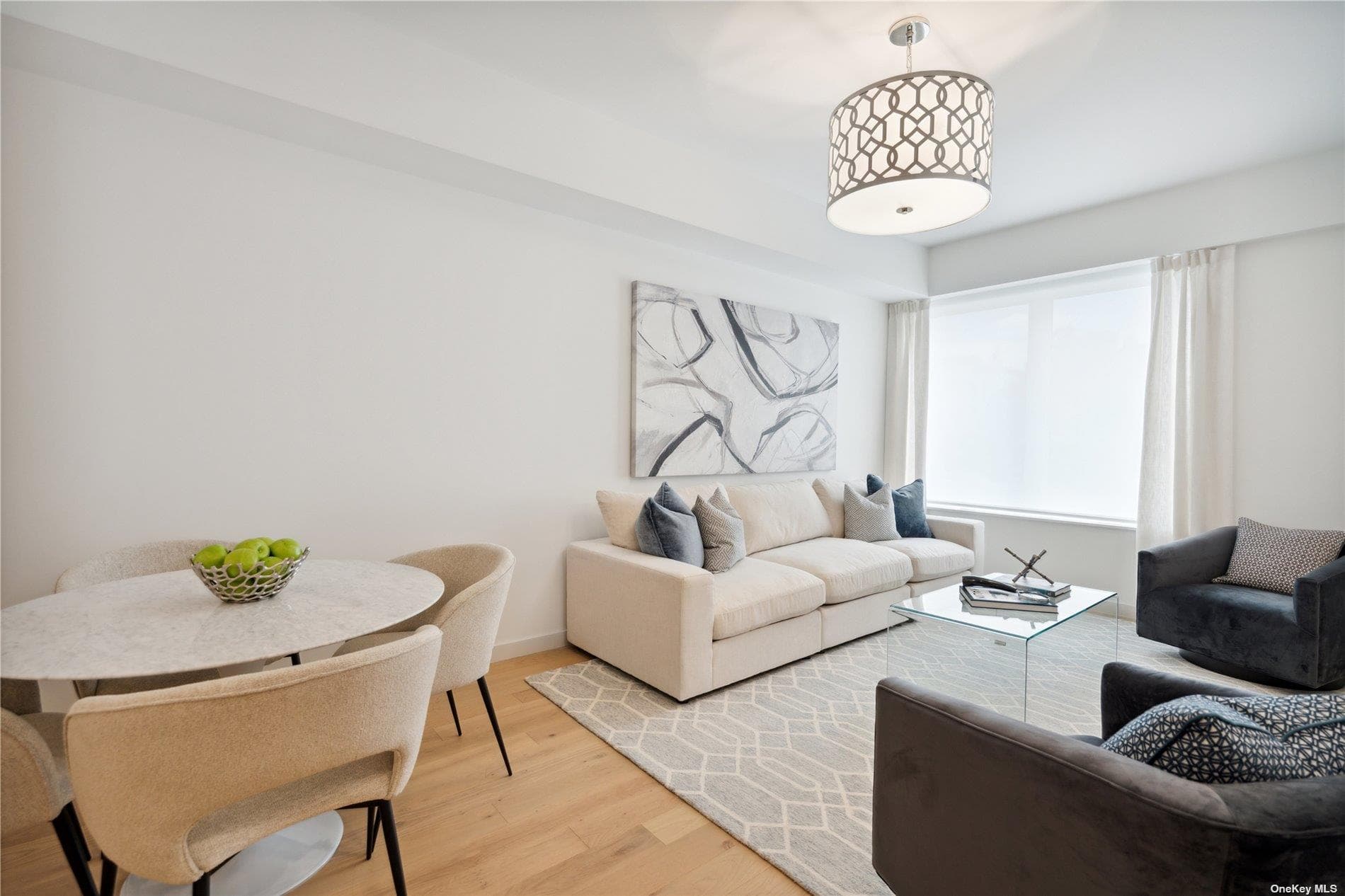 218 Middle Neck Road Unit: 205 thumbnail 14