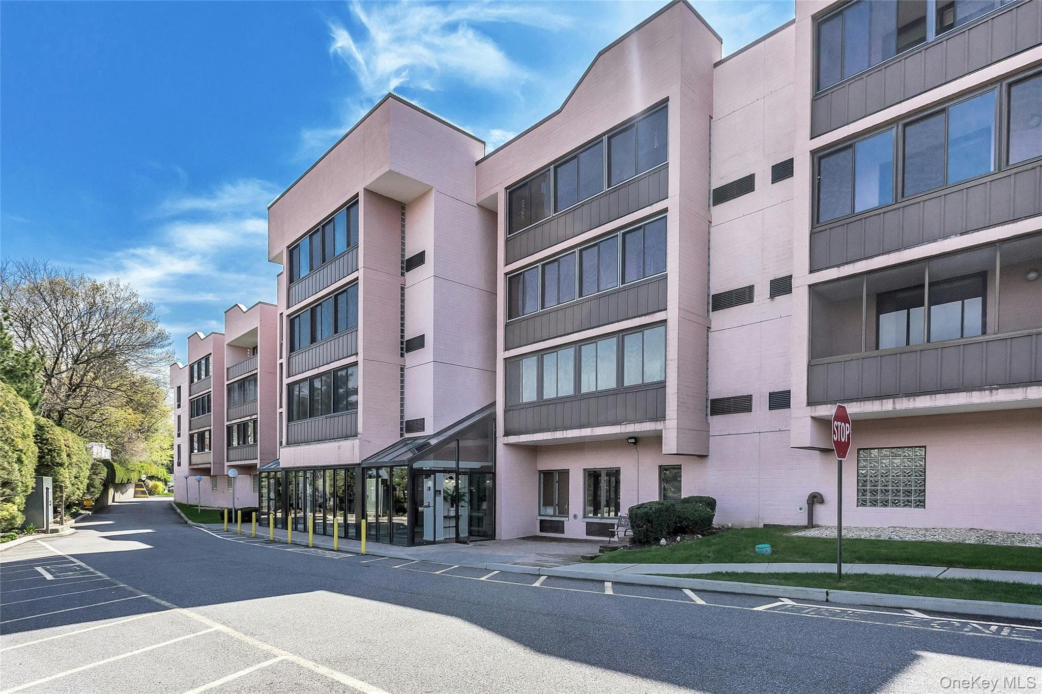 800 Willis Avenue Unit: 105 thumbnail 25