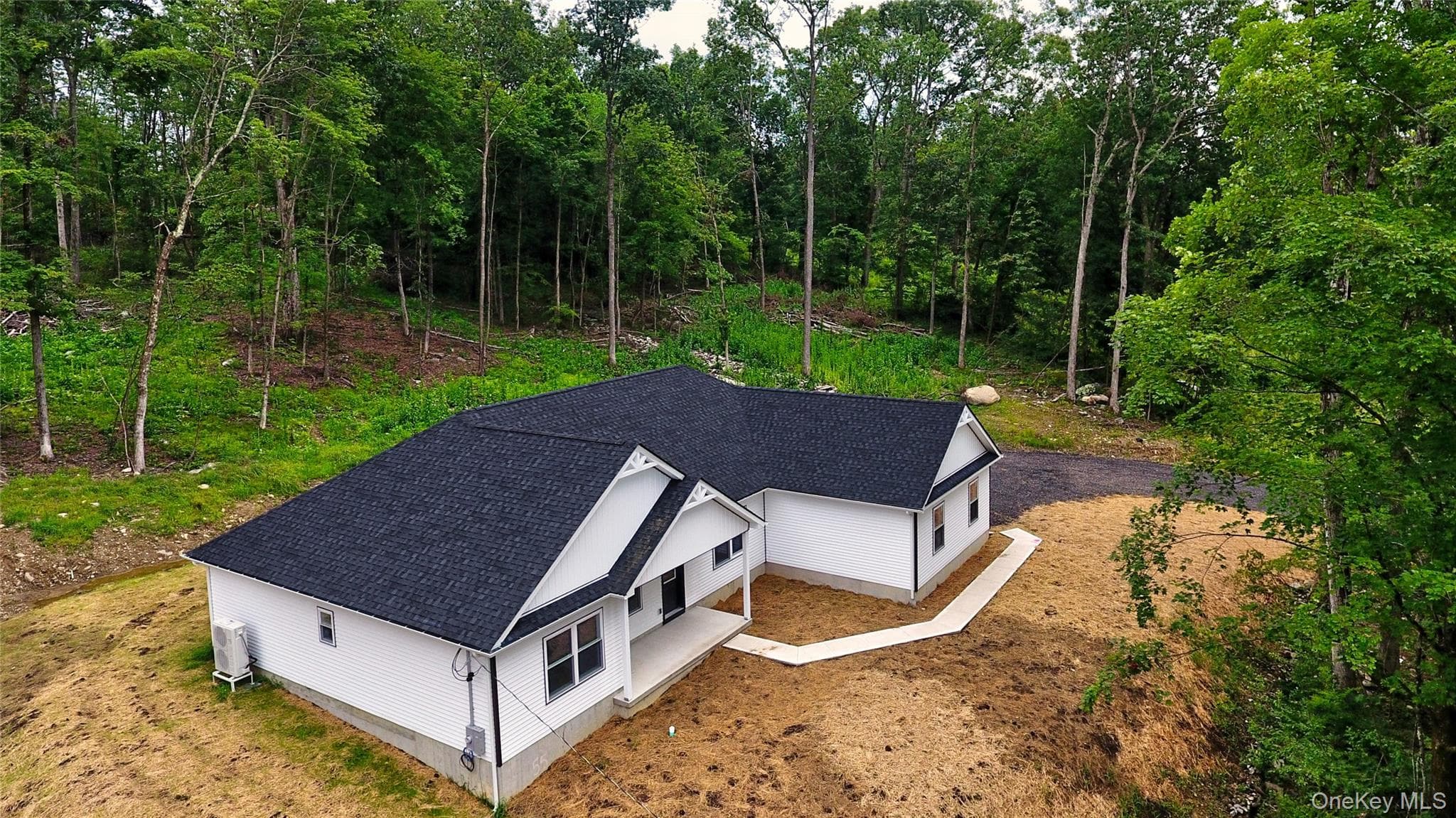 12 Tamarack Drive thumbnail 27