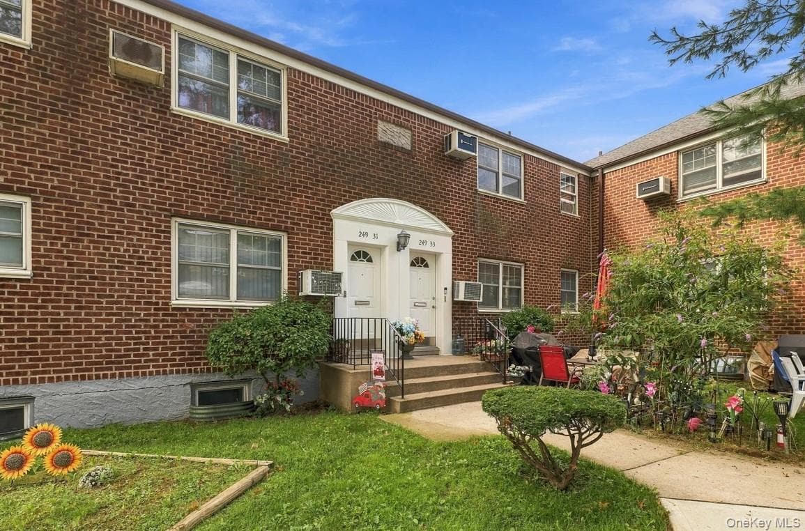 249-33 60th Avenue Unit: LOWER thumbnail 2