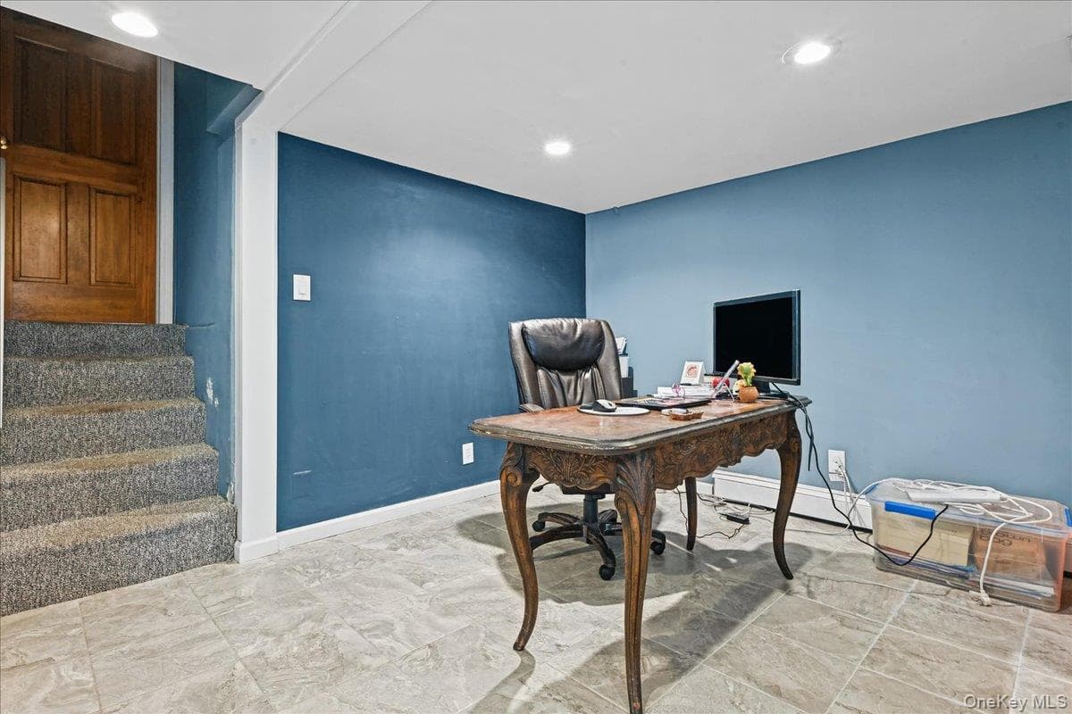 698 Edgewood Drive thumbnail 29