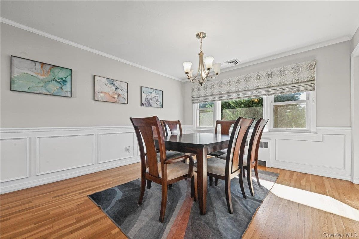 698 Edgewood Drive thumbnail 9