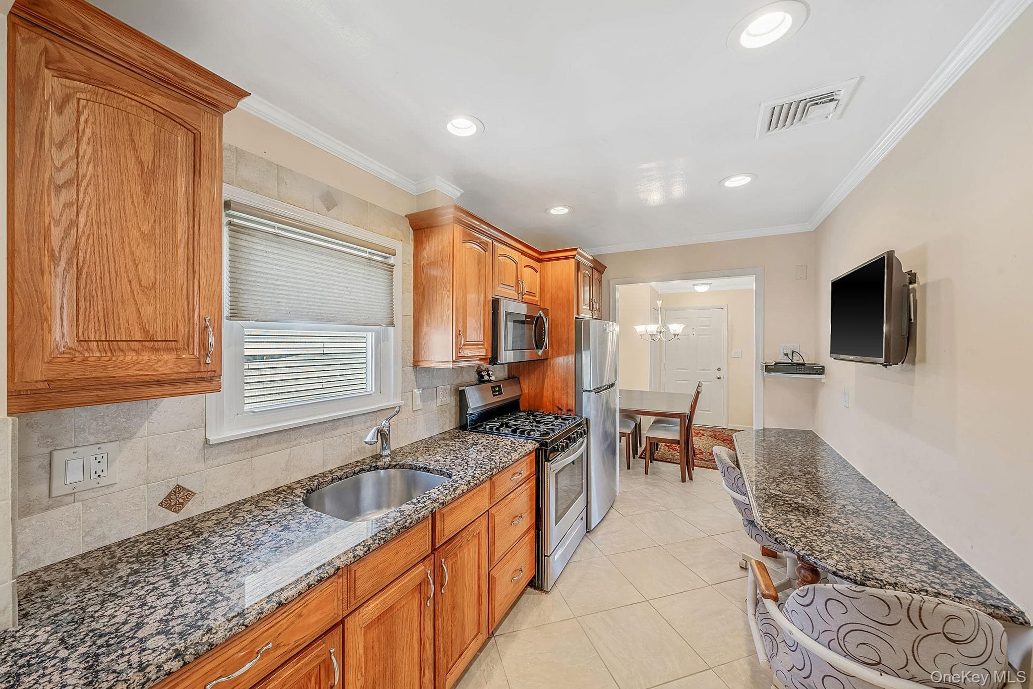 52 Eastlake Avenue thumbnail 9