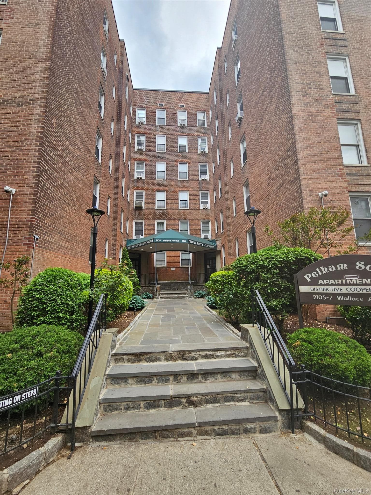 2107 Wallace Avenue Unit: 4D, Bronx