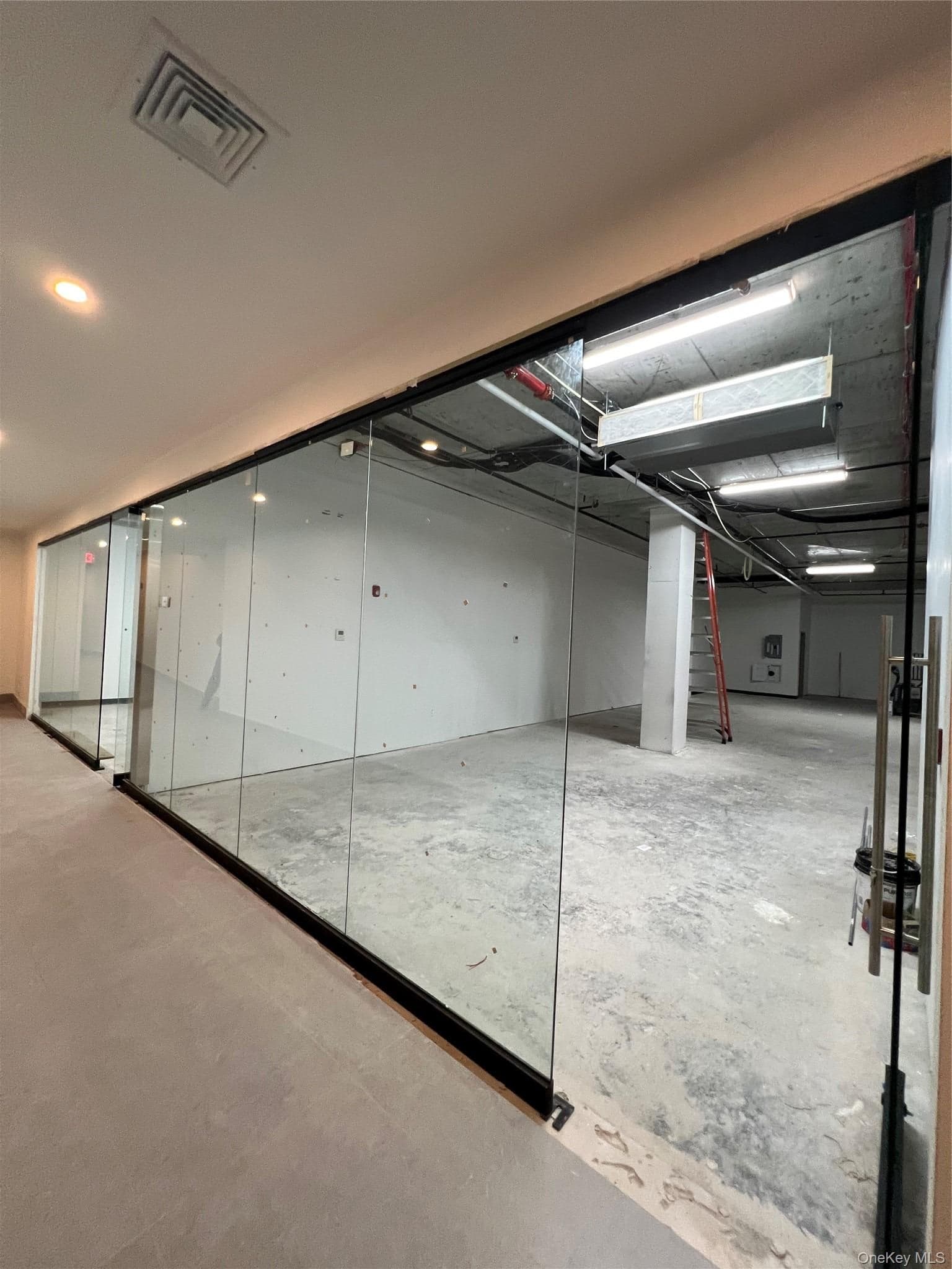 38-20 Parsons Boulevard Unit: CF12 thumbnail 3