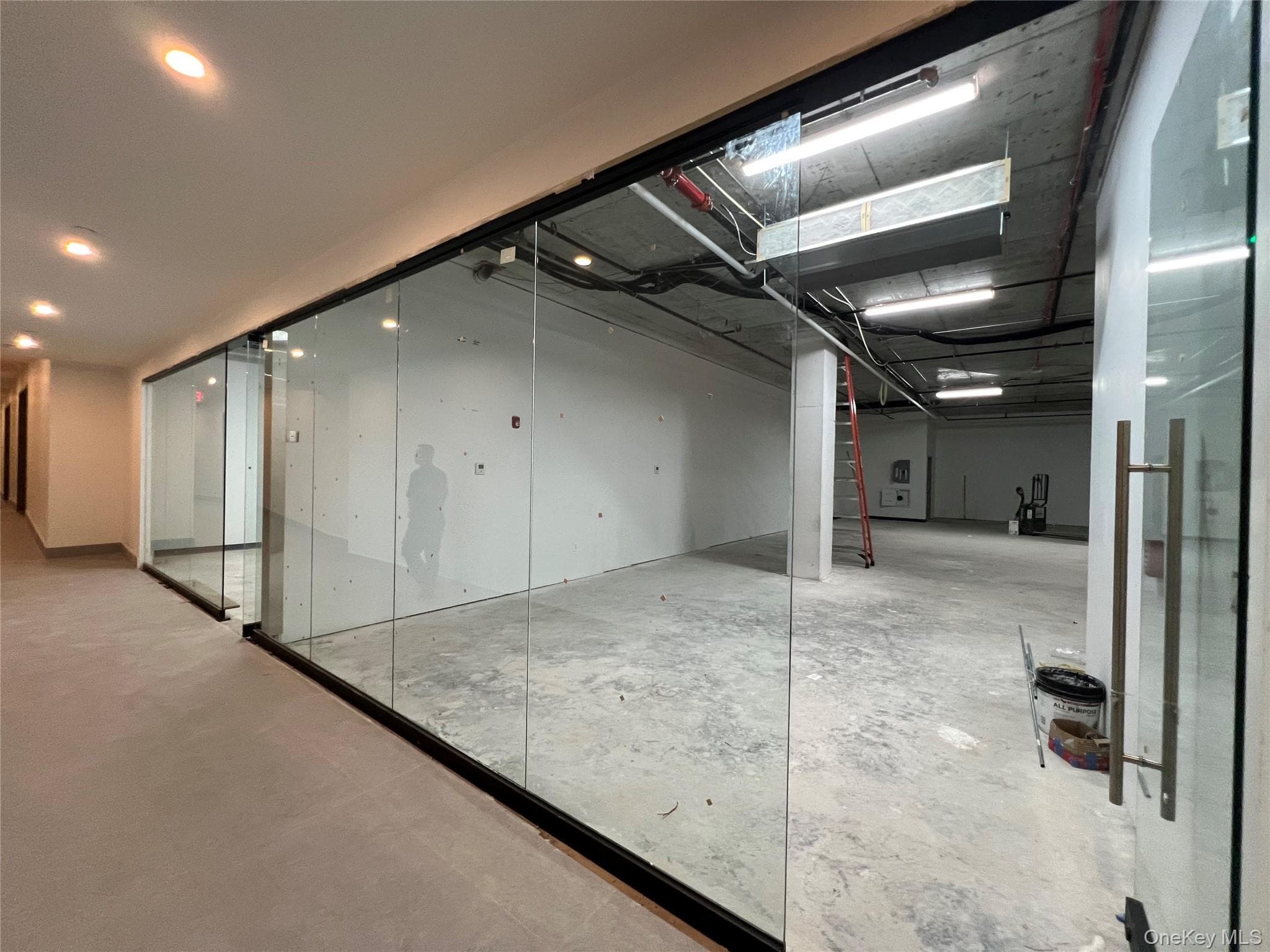 38-20 Parsons Boulevard Unit: CF12 thumbnail 2