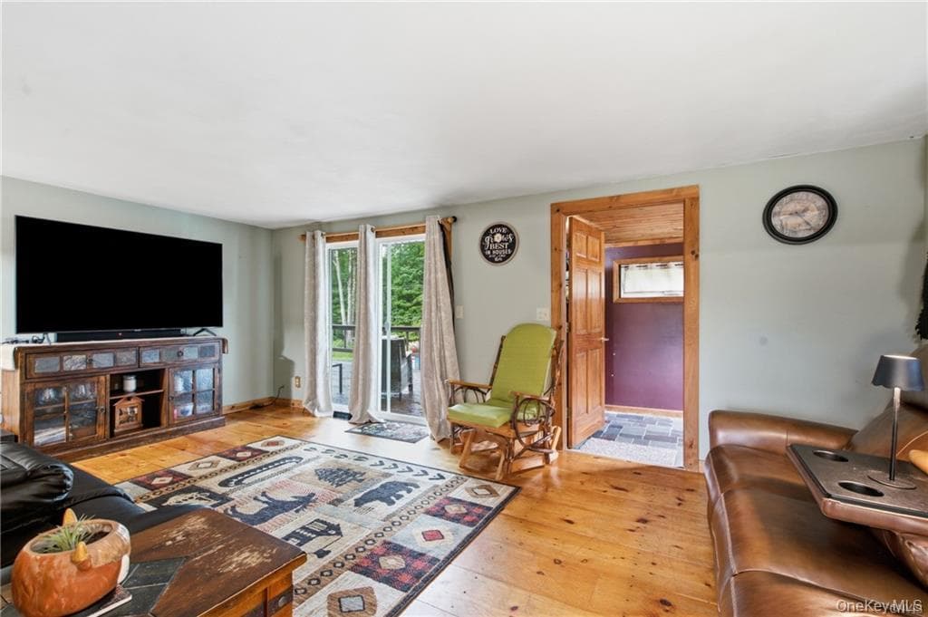 308 Jackson Road thumbnail 8