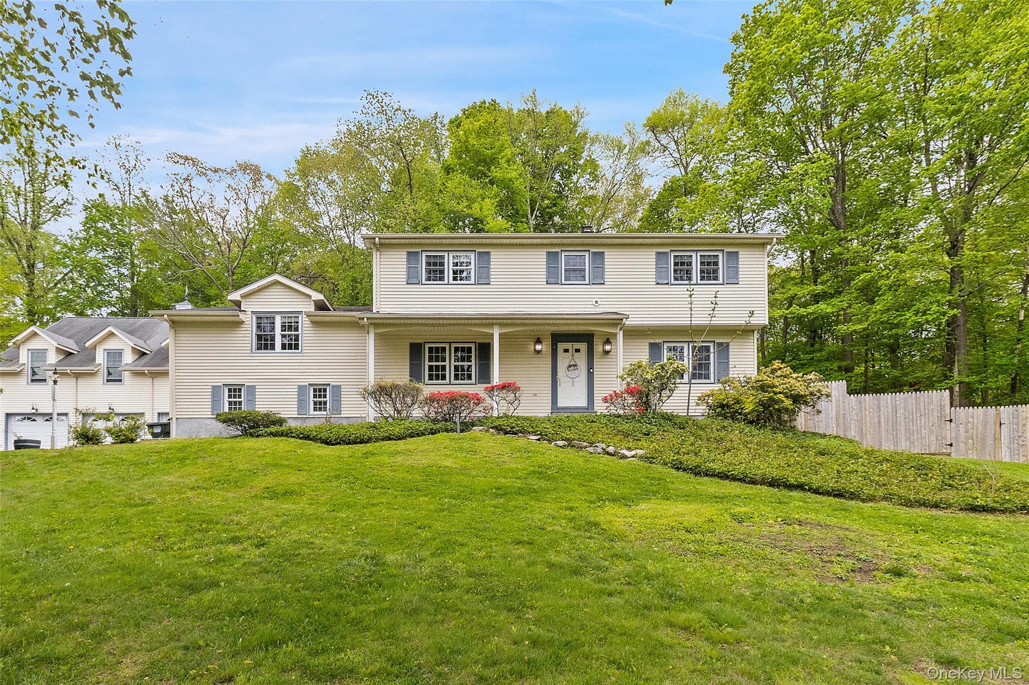 2 Watergate Drive, Amawalk