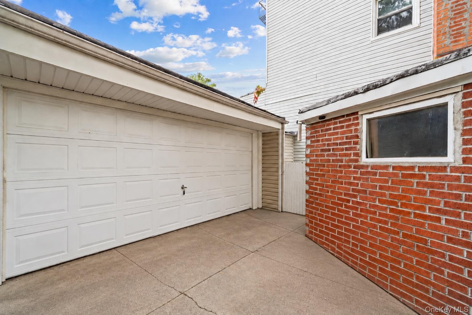 212 Bradford Street thumbnail 9