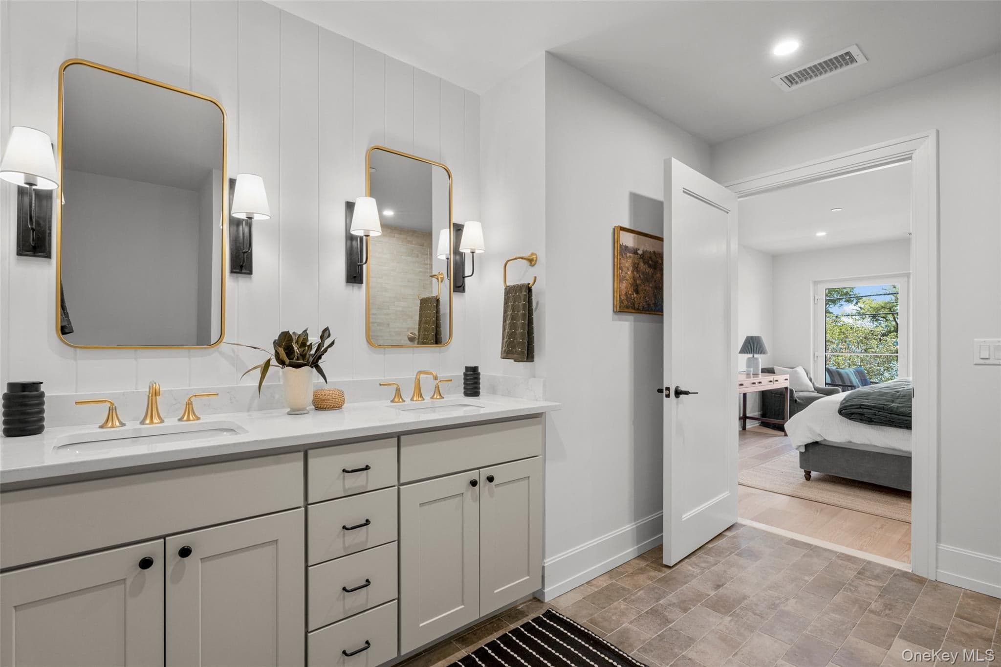 25 S Riverside Avenue Unit: 211 thumbnail 19