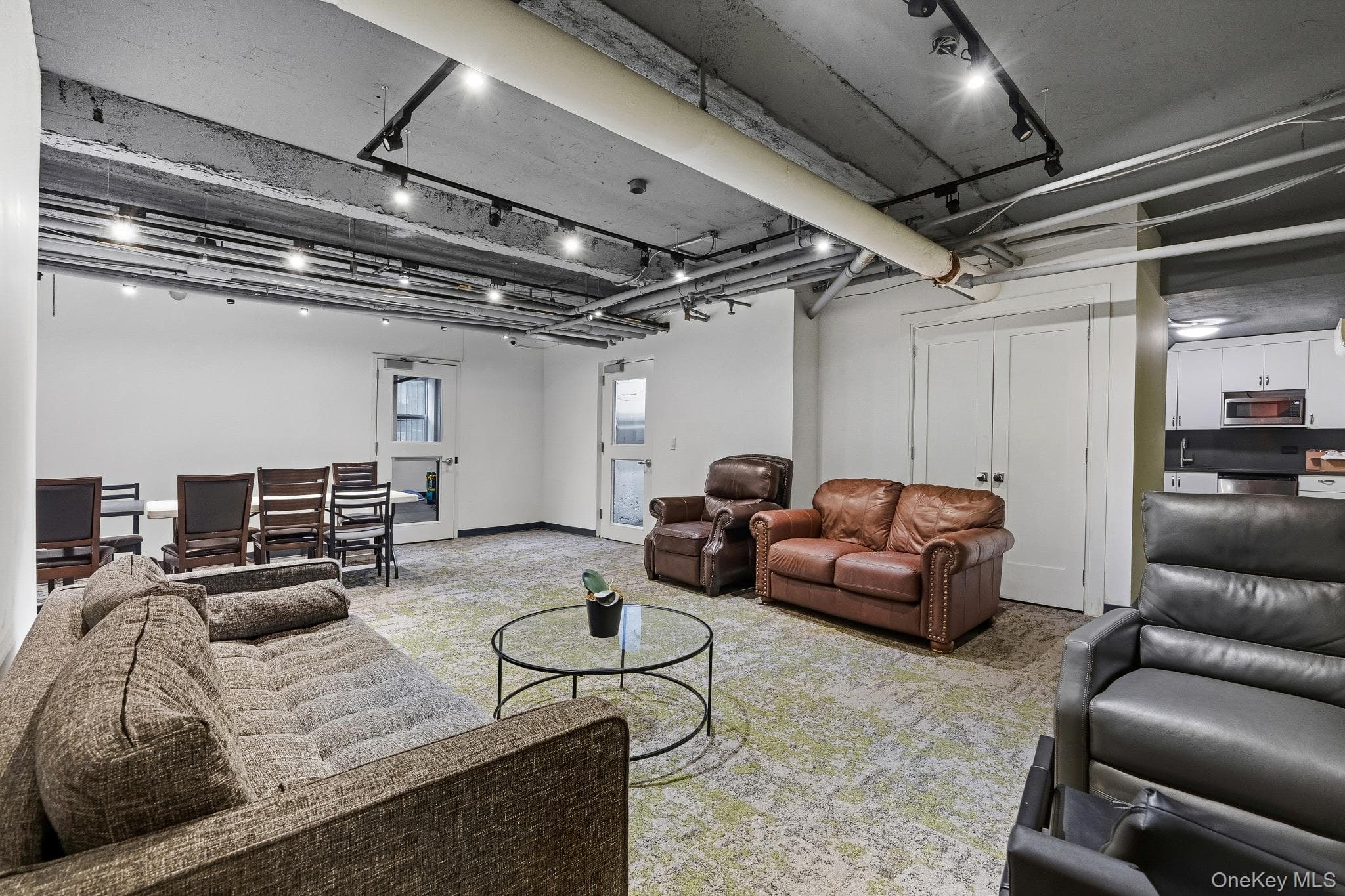 148-09 Northern Boulevard Unit: 3B thumbnail 14