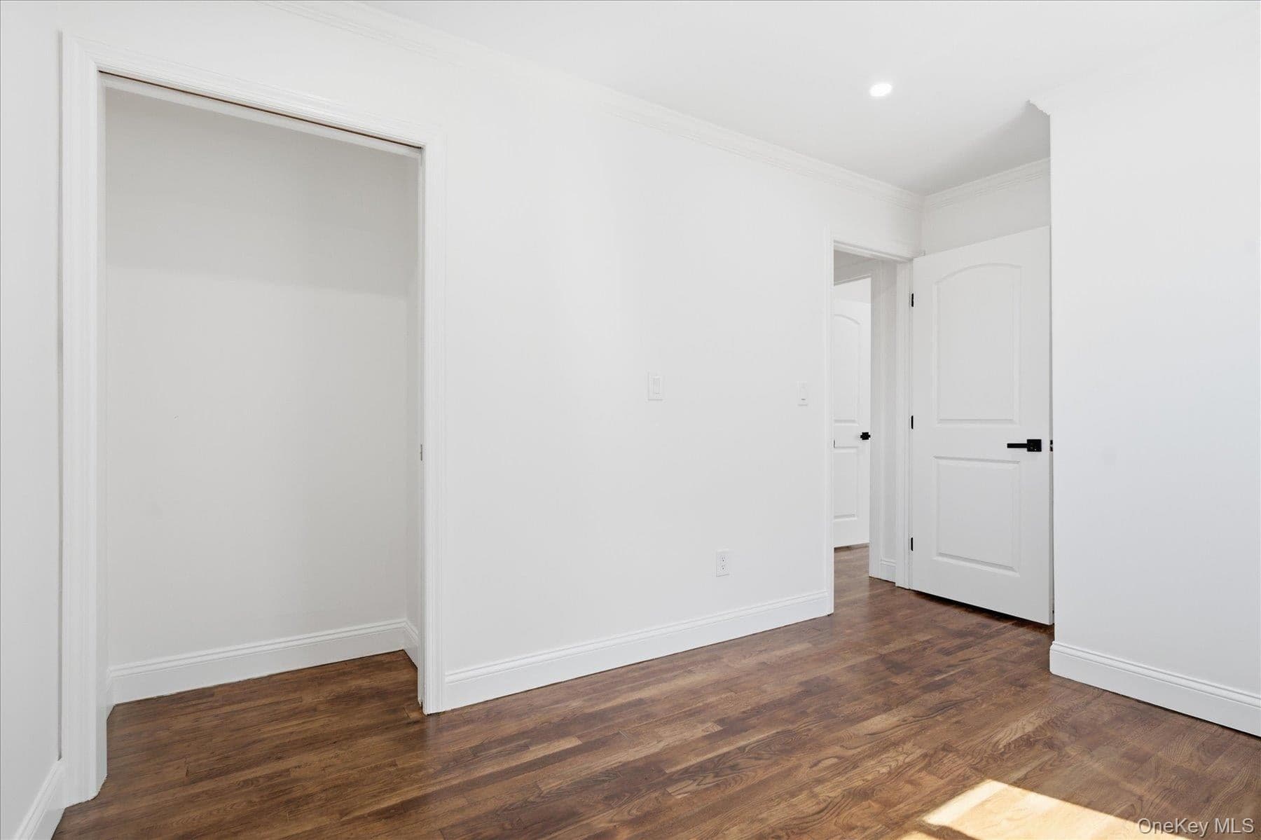 14 Garfield Place thumbnail 16