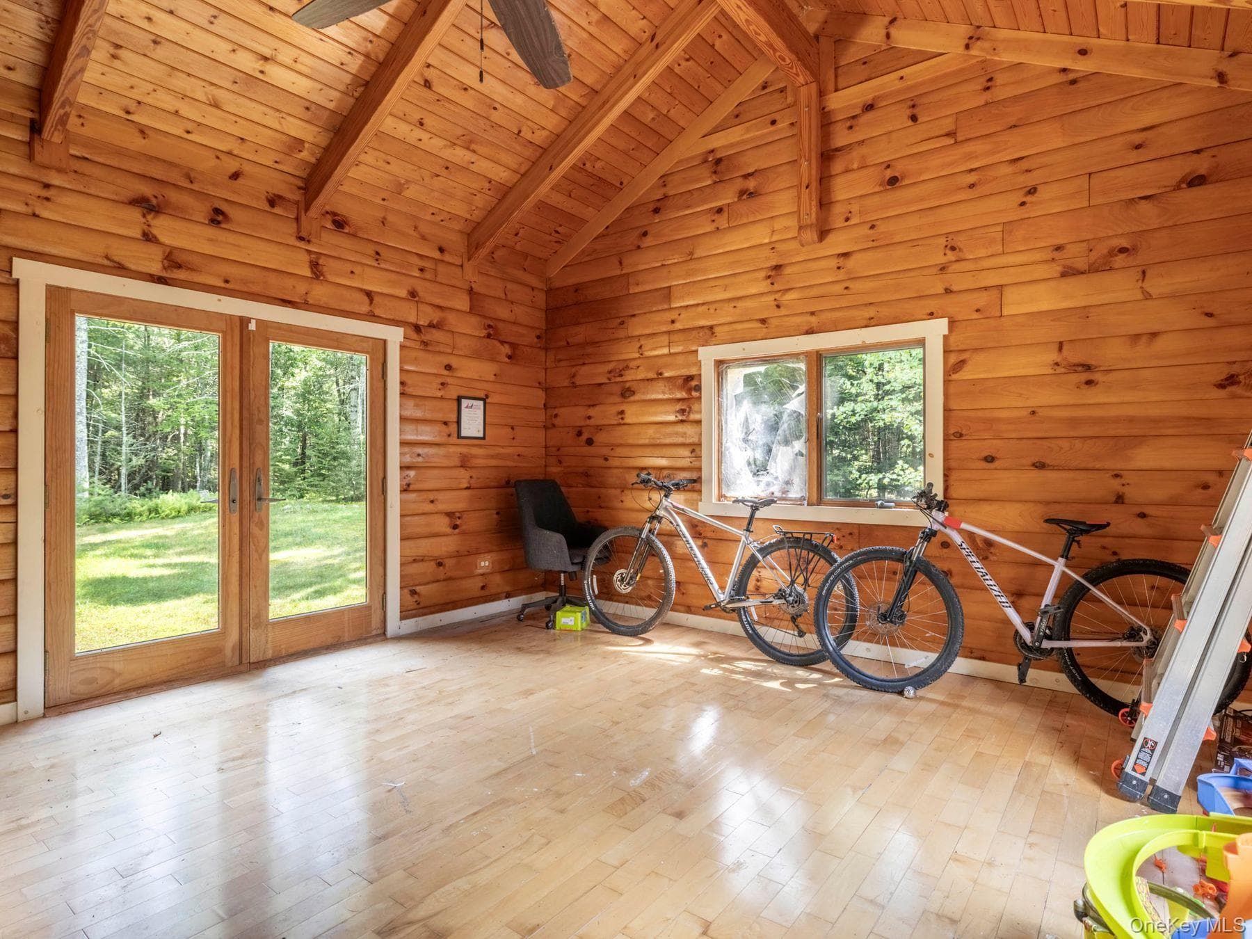 11 Spruce Hill Road thumbnail 18