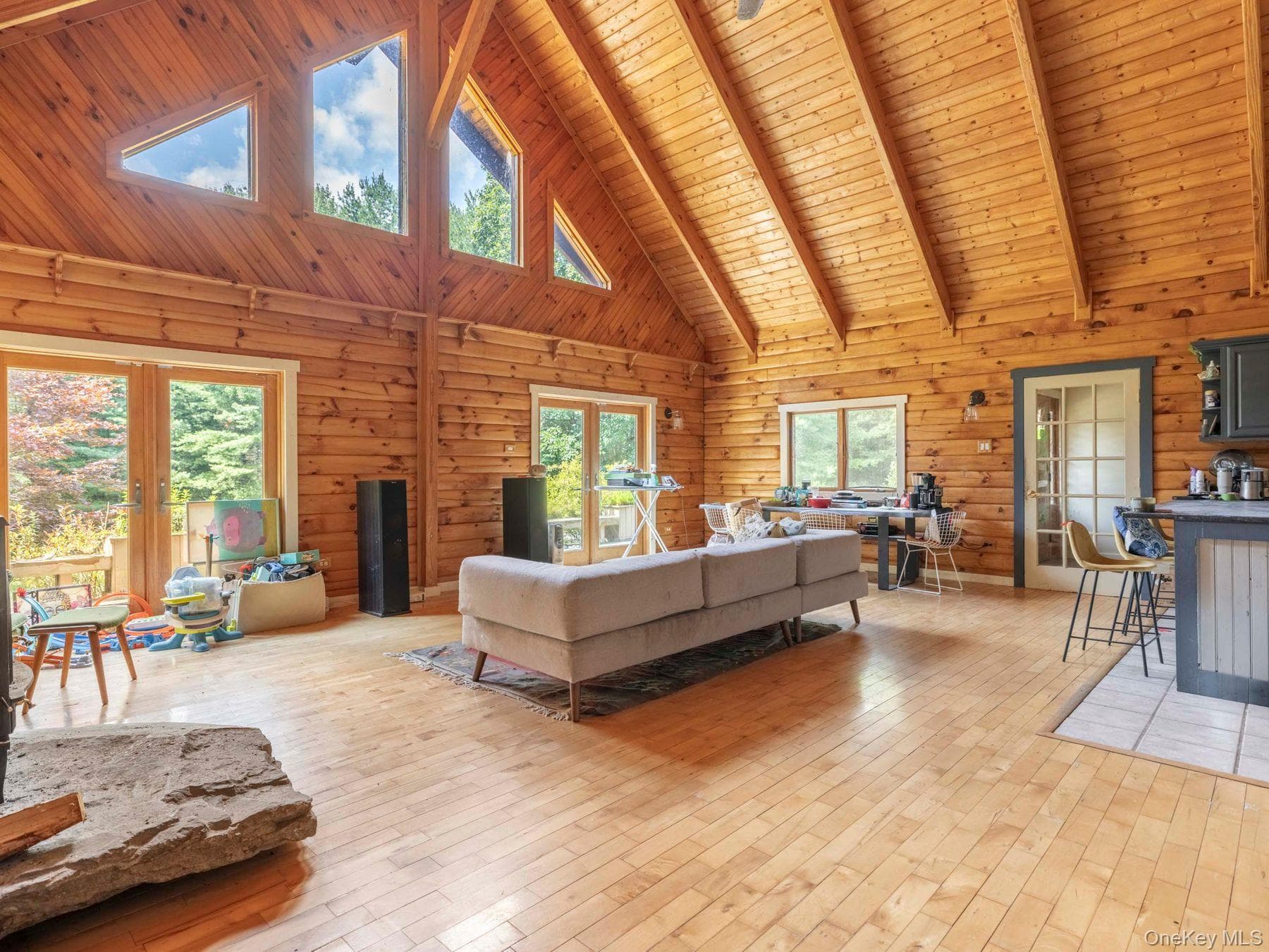 11 Spruce Hill Road thumbnail 9