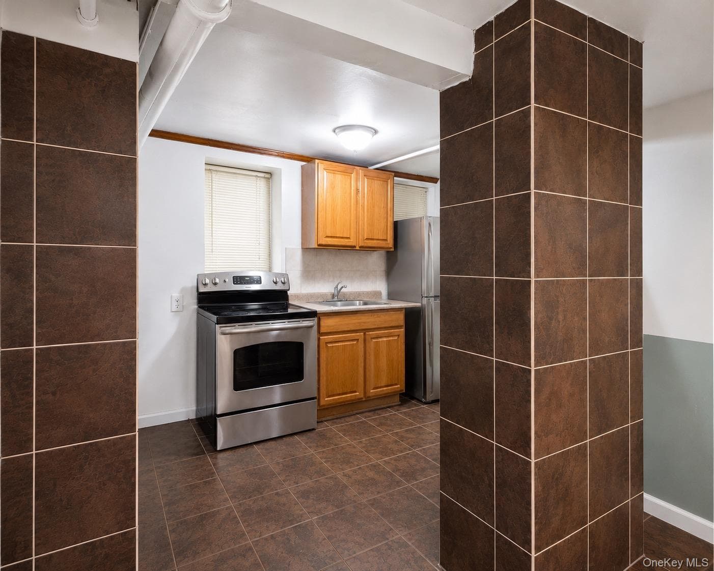 927 Summit Avenue thumbnail 19