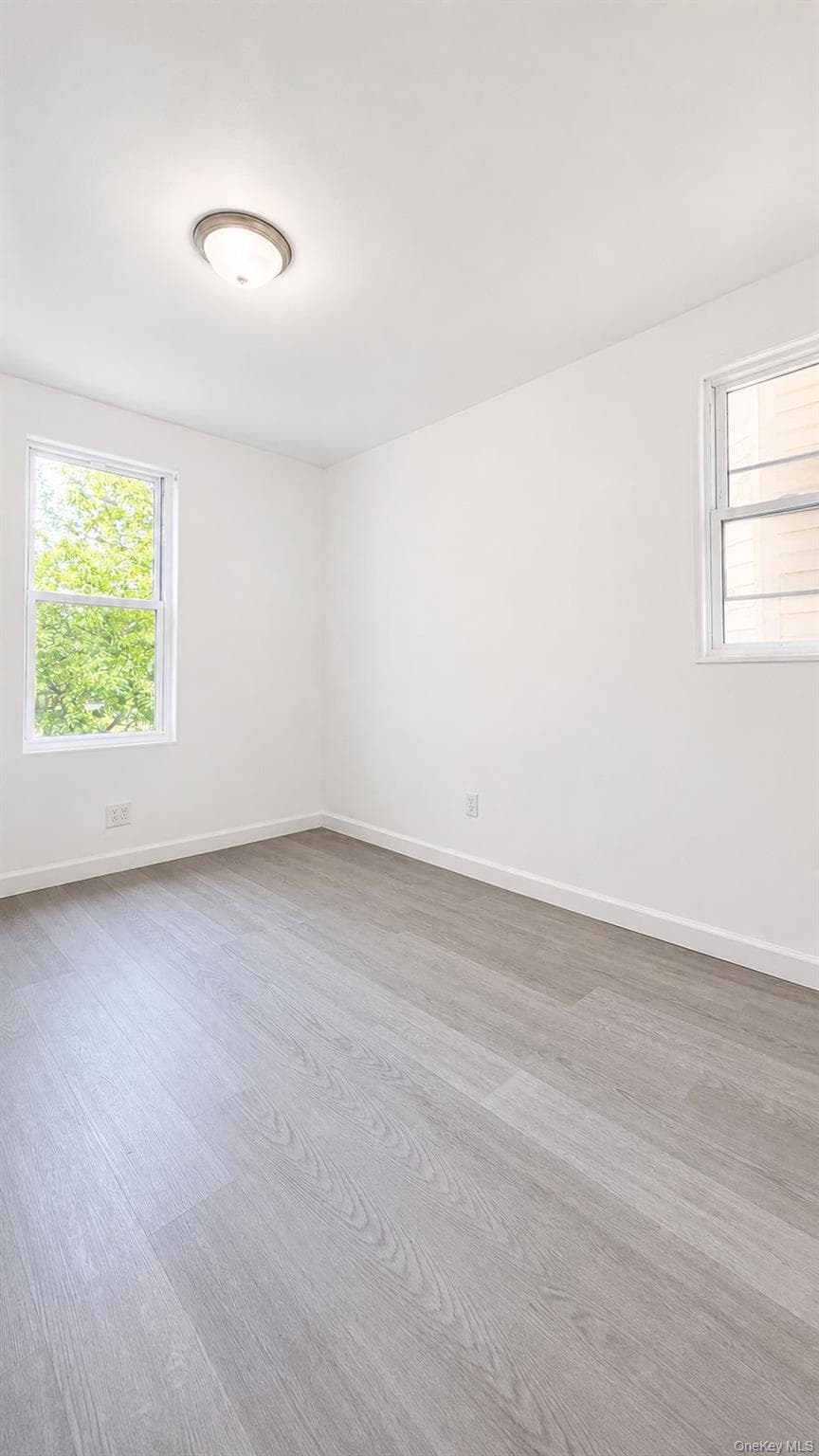 927 Summit Avenue thumbnail 5