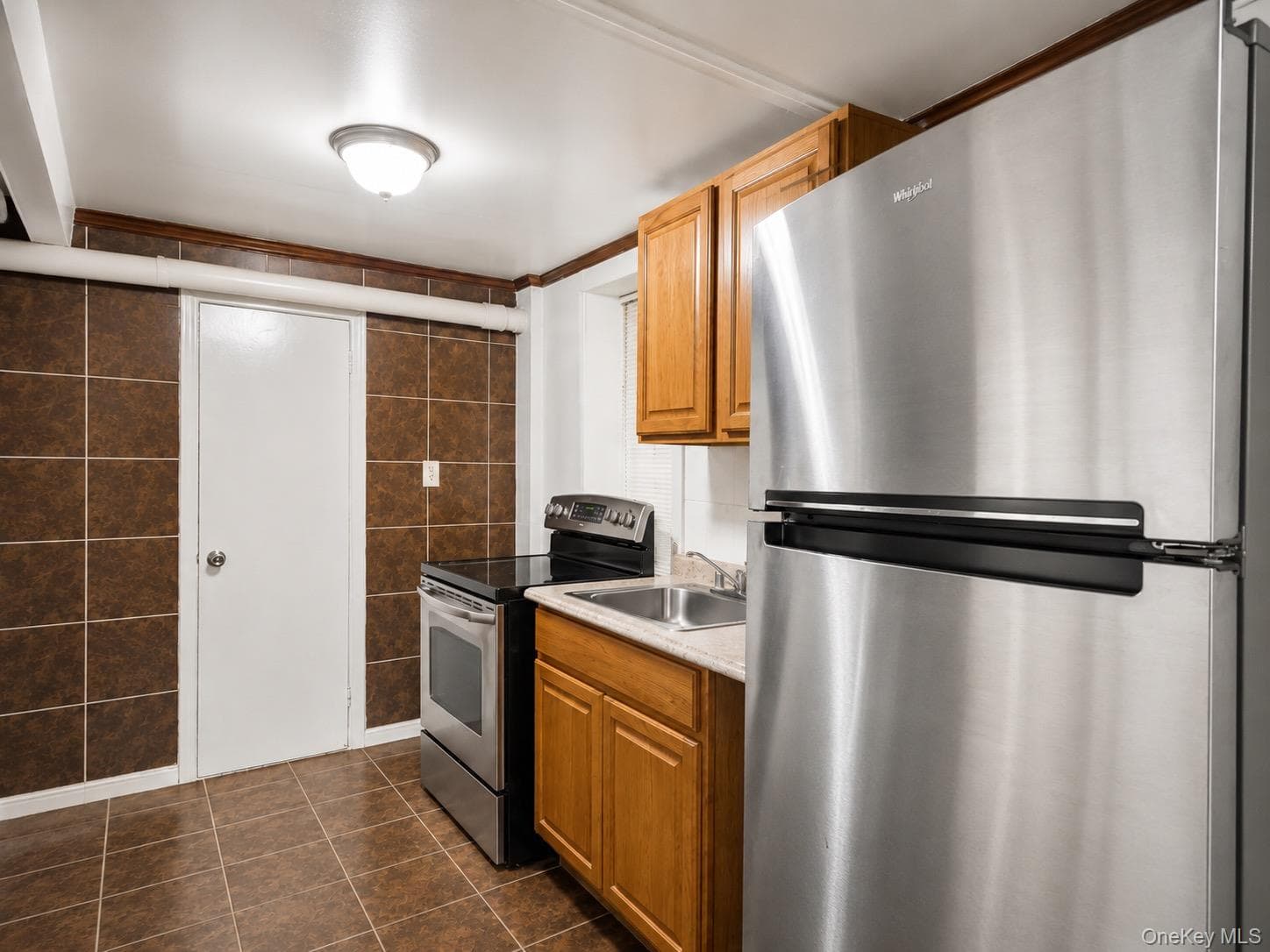 927 Summit Avenue thumbnail 18
