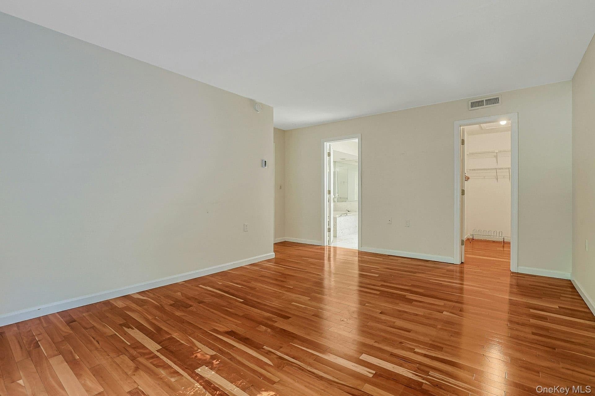 569 Heritage Hills Dr HLS Unit: B thumbnail 10