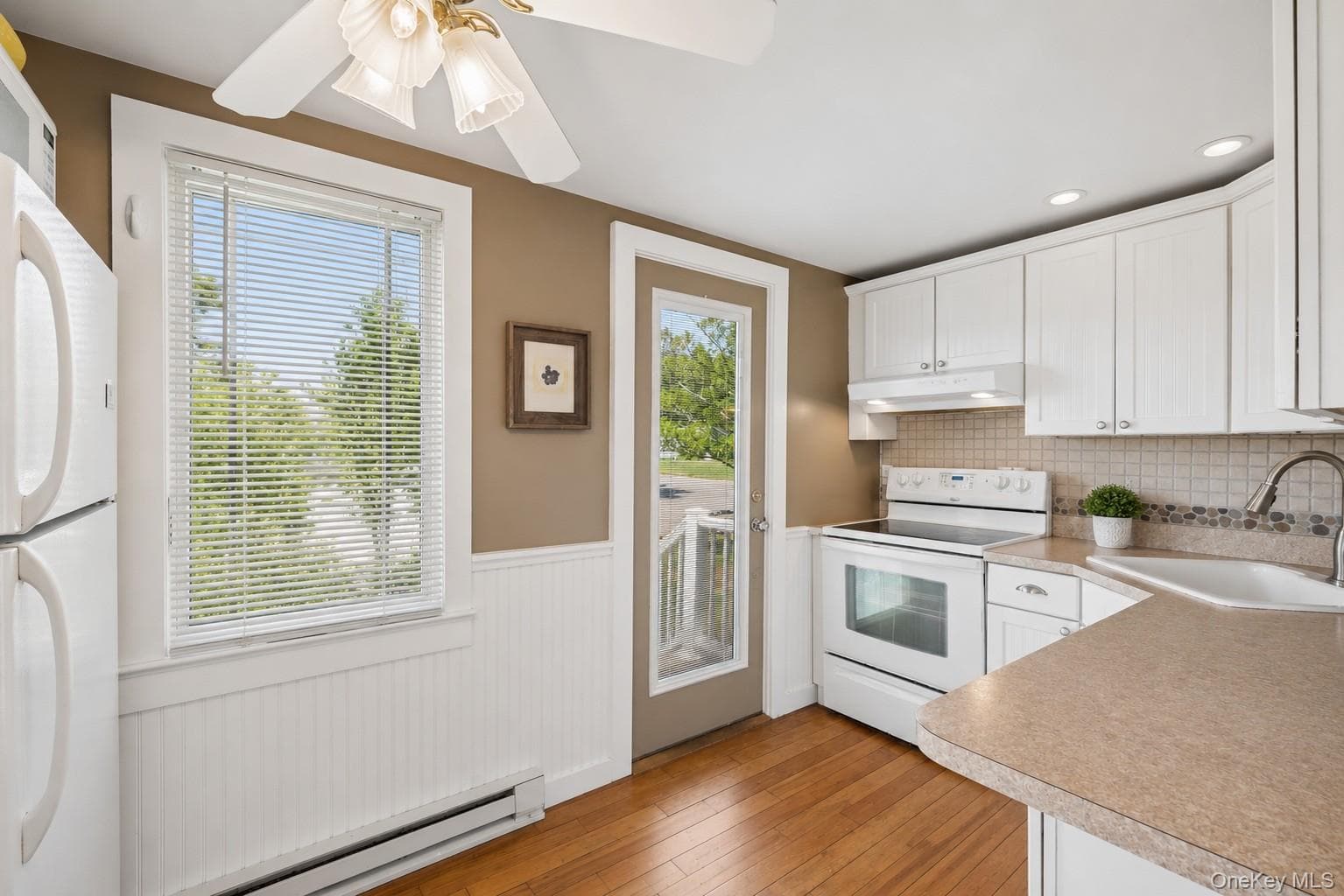 136 Bayview Avenue thumbnail 12