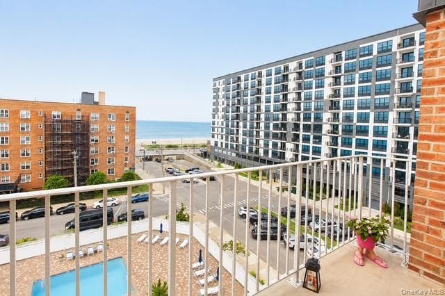 210 E Broadway Unit: 6L thumbnail 18