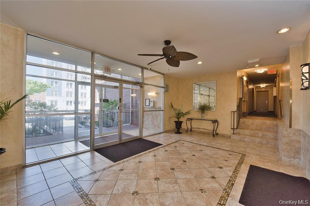 210 E Broadway Unit: 6L thumbnail 13