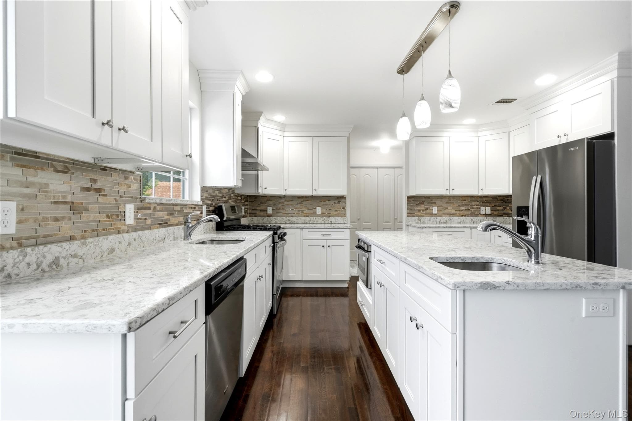 59 Southard Avenue thumbnail 2