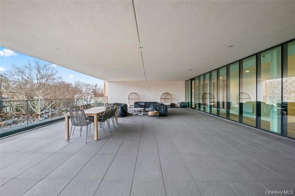 850 Metropolitan Avenue Unit: 1E thumbnail 16