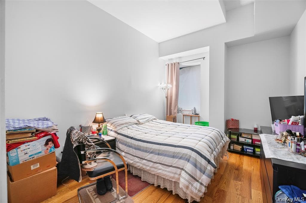 850 Metropolitan Avenue Unit: 1E thumbnail 7