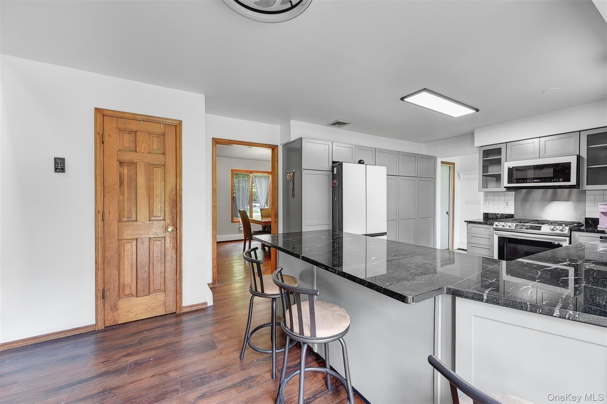 243 Hill Road thumbnail 19