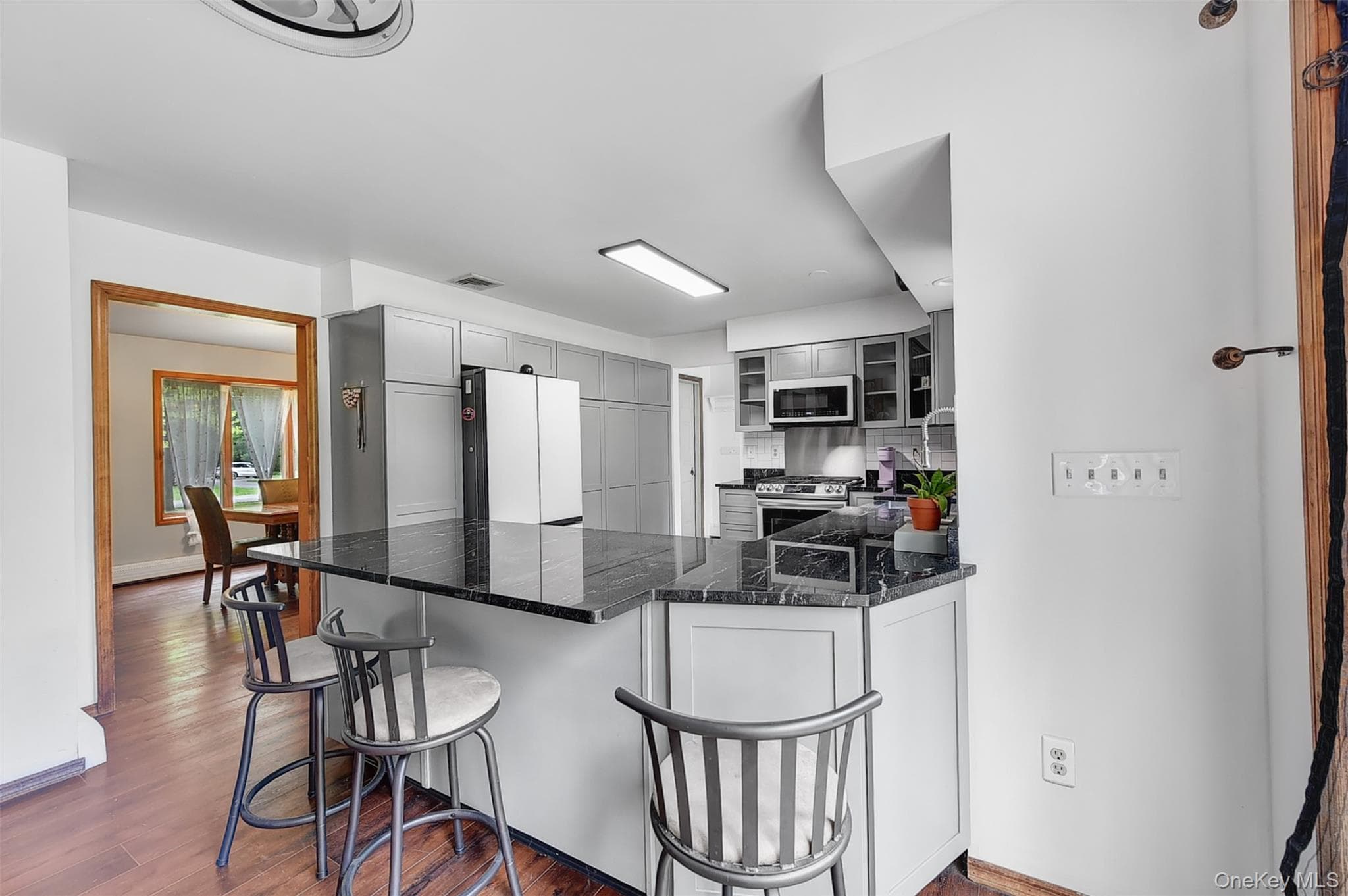 243 Hill Road thumbnail 18