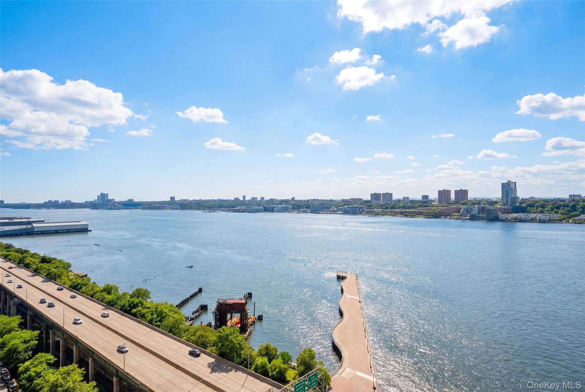220 Riverside Boulevard Unit: 19L thumbnail 3