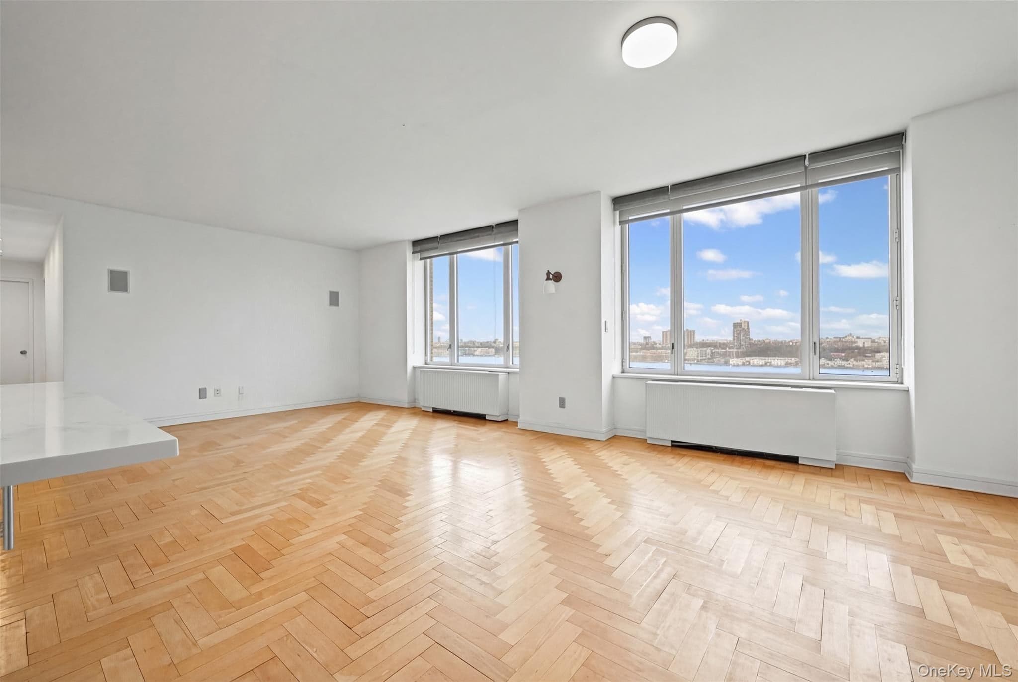 220 Riverside Boulevard Unit: 19L thumbnail 10