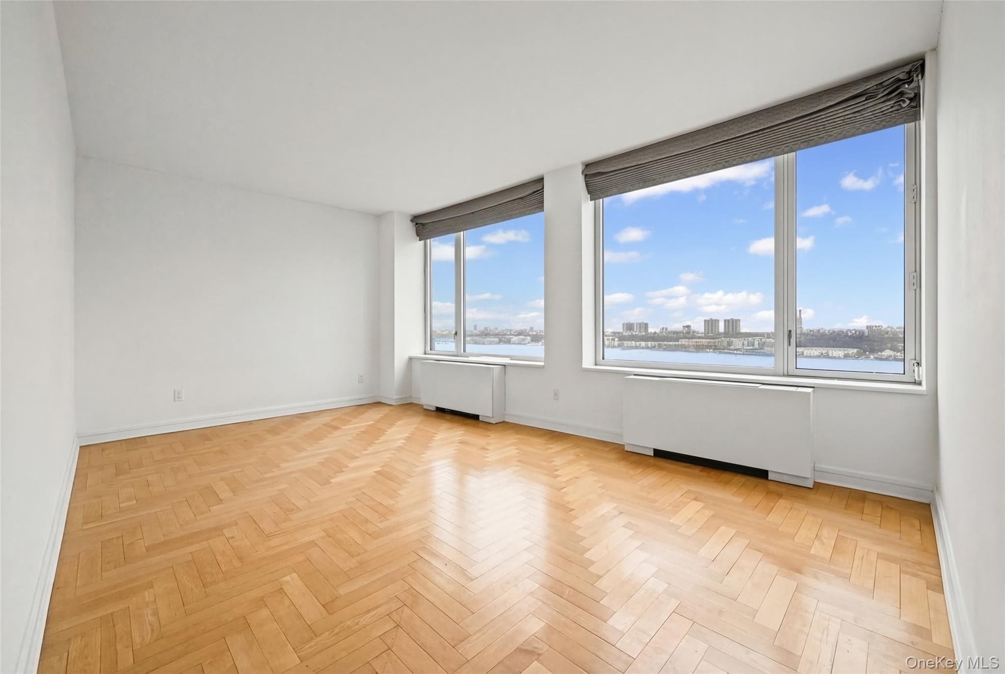 220 Riverside Boulevard Unit: 19L thumbnail 21