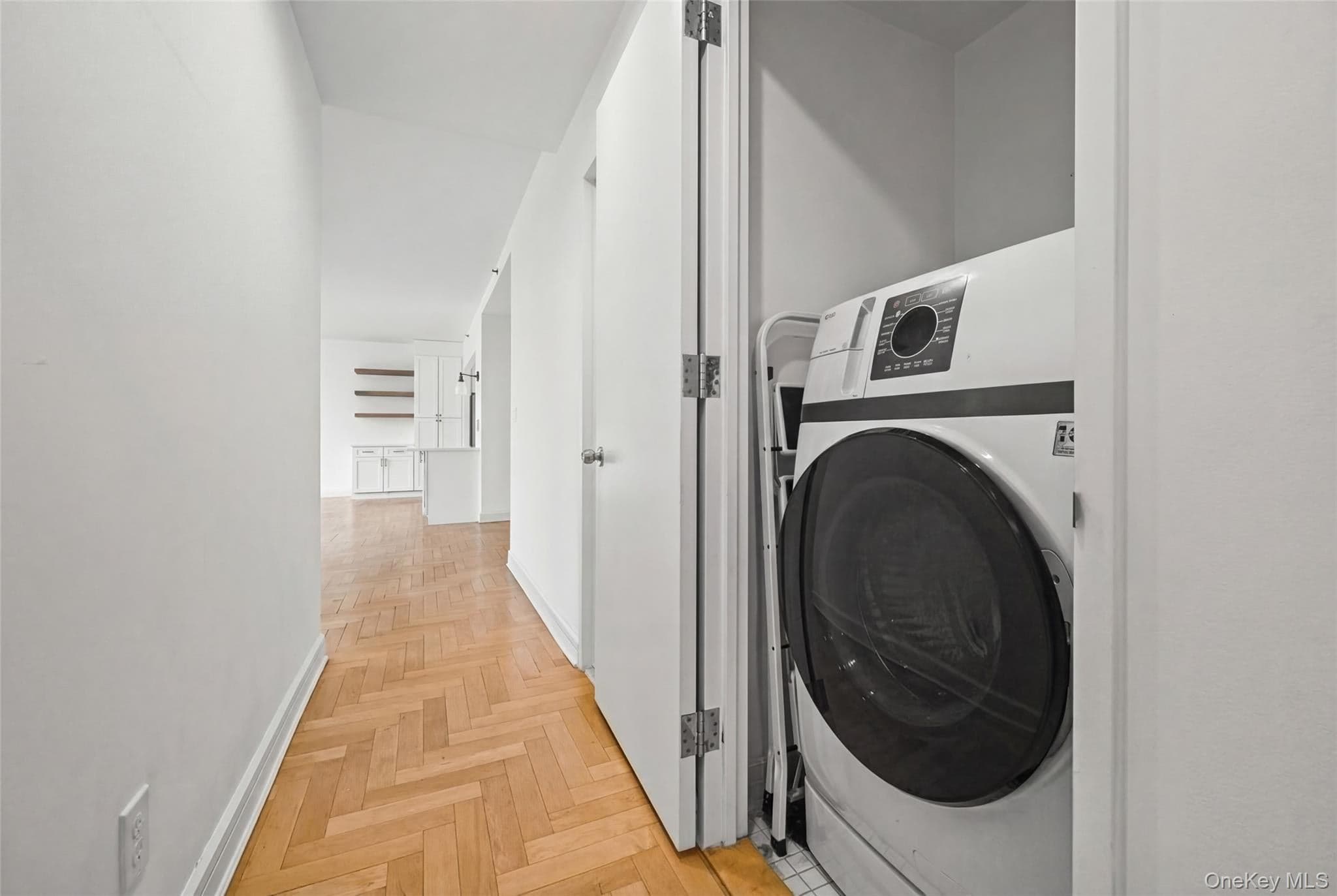 220 Riverside Boulevard Unit: 19L thumbnail 27