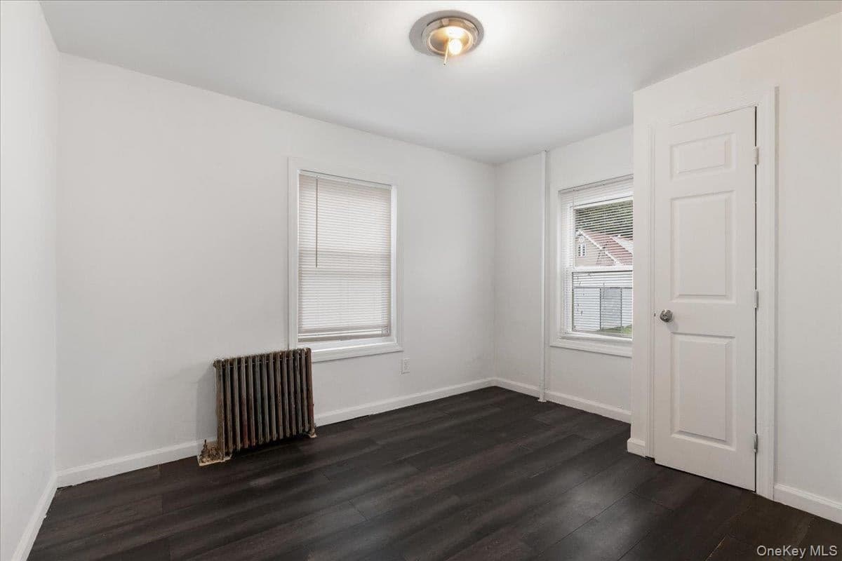 64 Stewart Avenue thumbnail 11