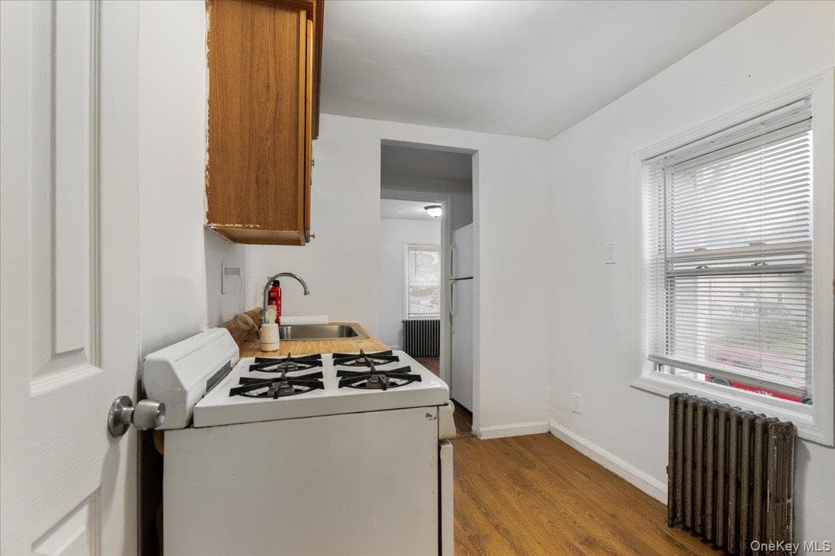64 Stewart Avenue thumbnail 7