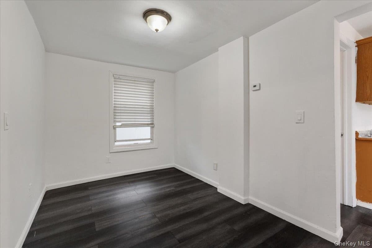 64 Stewart Avenue thumbnail 13