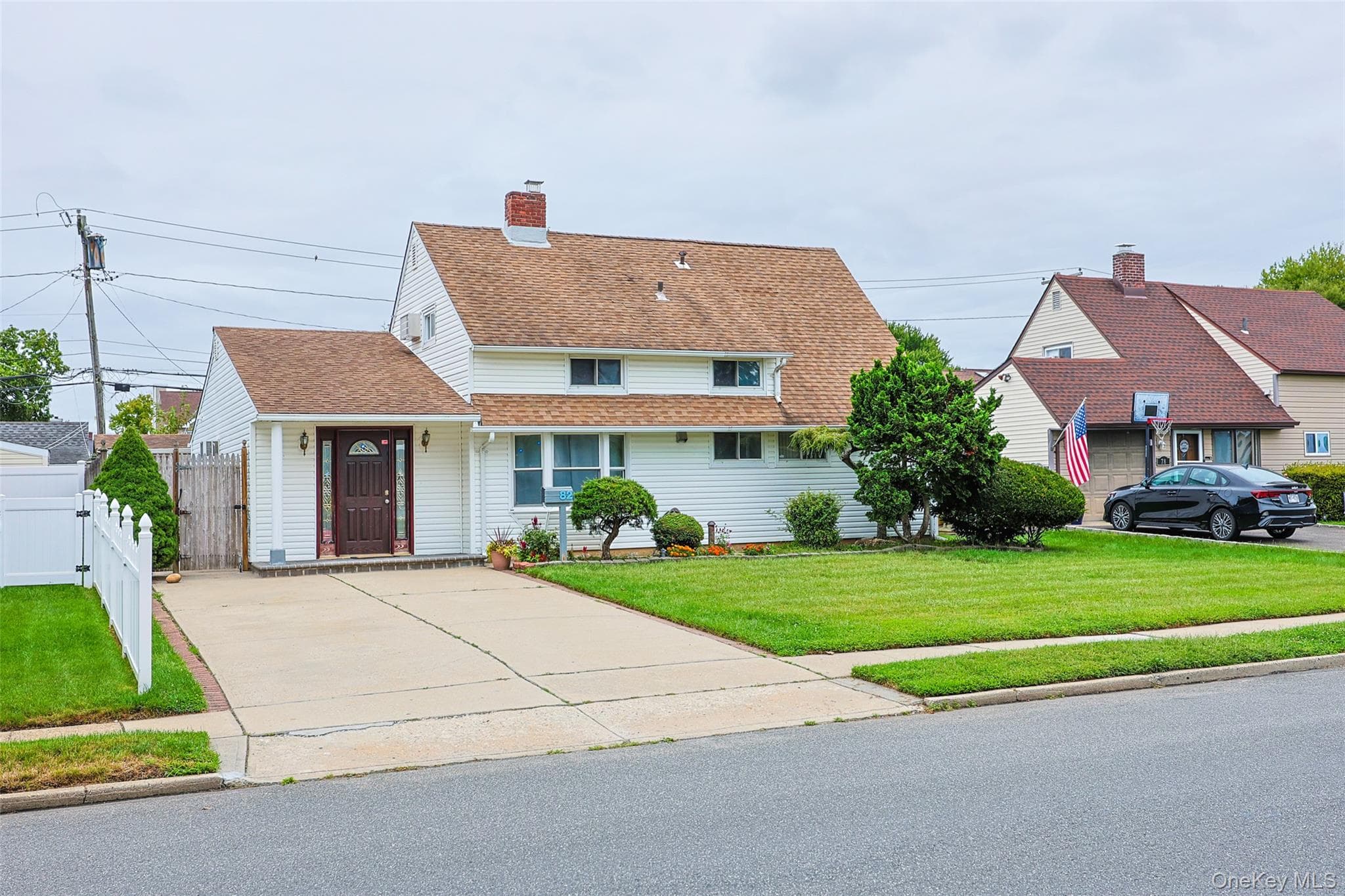 82 Lantern Road photo 1